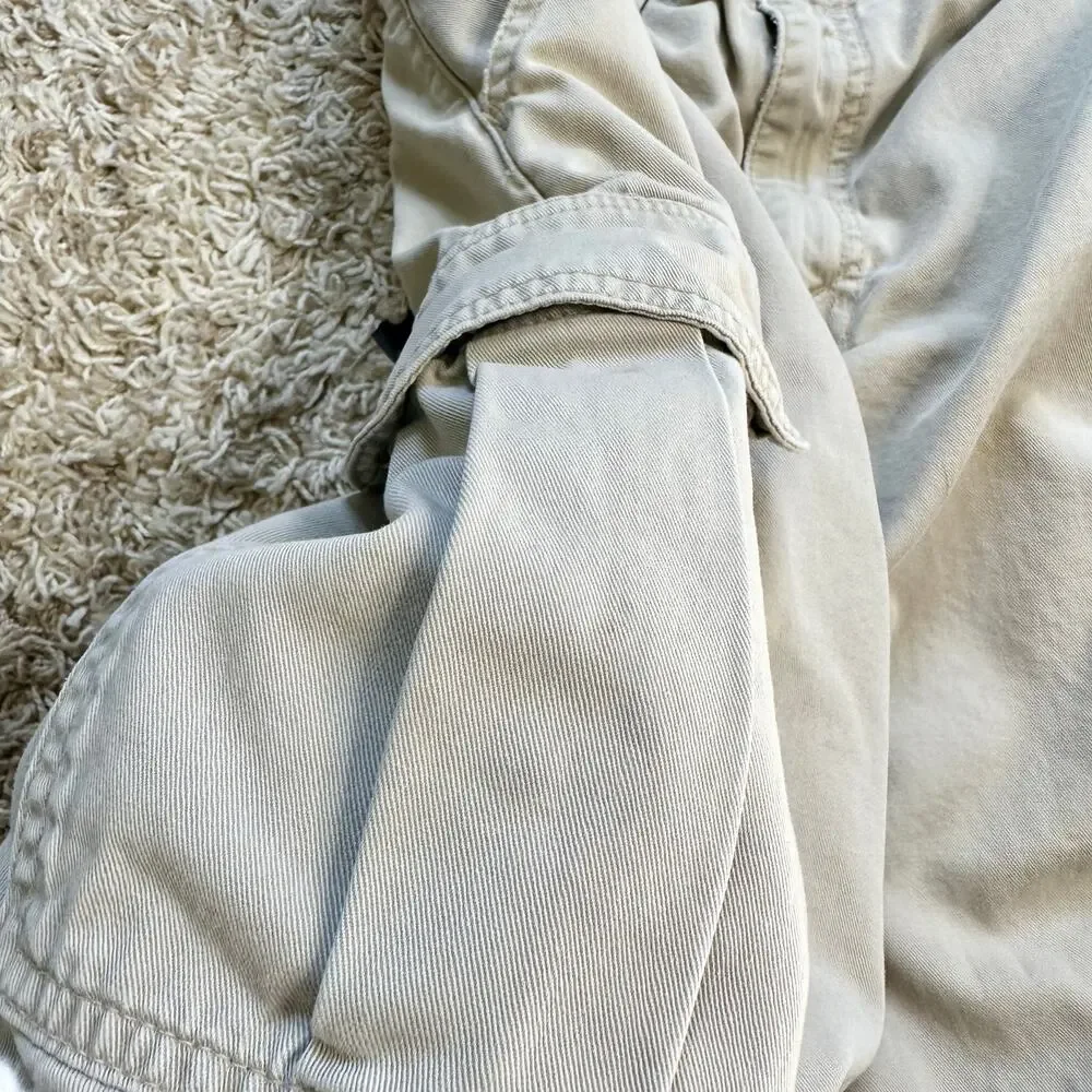 Vintage 90s Levi’s Silver Tab Beige Multi Pocket Cargo Shorts Men’s Size 33